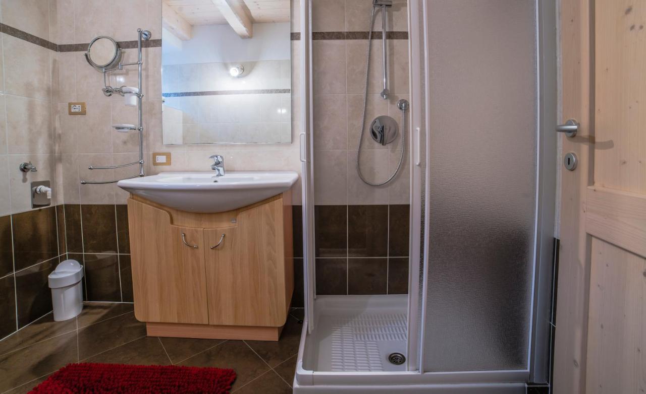 Chalet Val Concei Lenzumo di Concei エクステリア 写真