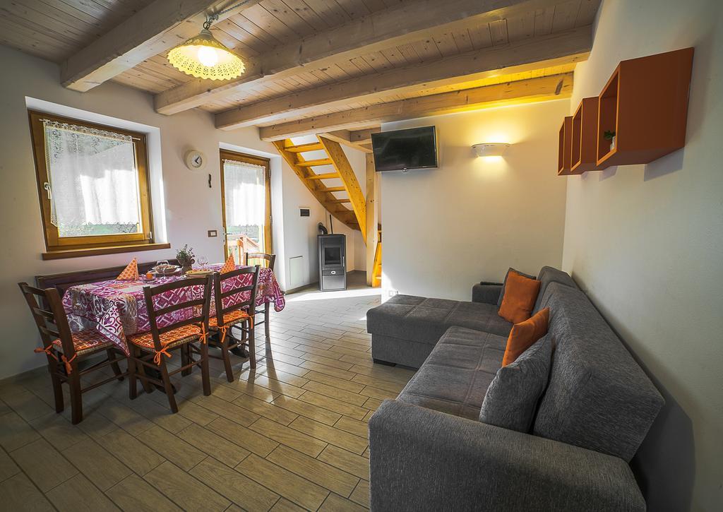 Chalet Val Concei Lenzumo di Concei エクステリア 写真